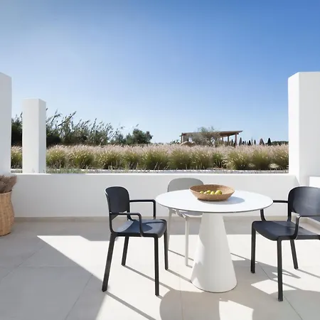 Sundunes Naxos Hotel