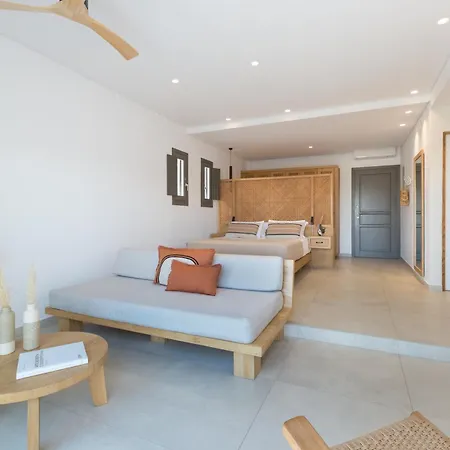 Sundunes Naxos *