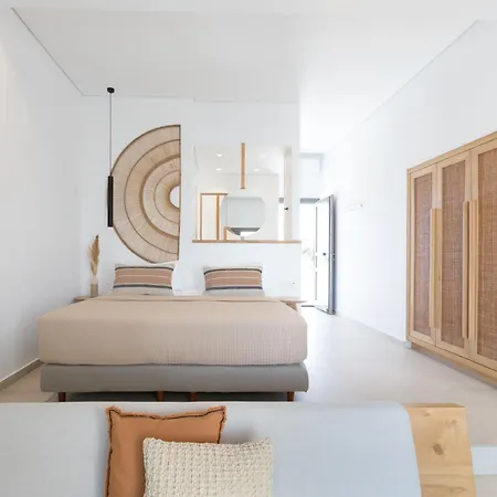 Sundunes Naxos Hotel