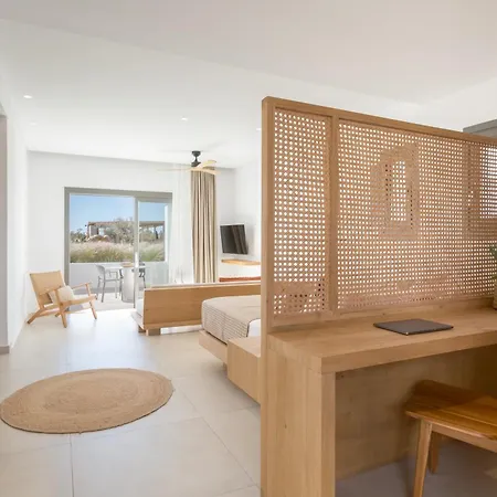 Sundunes Naxos Hotel *