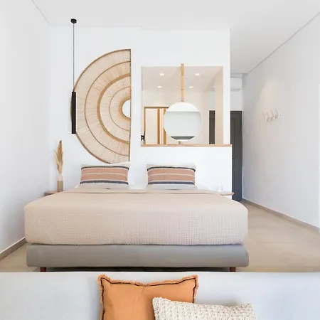 Sundunes Naxos