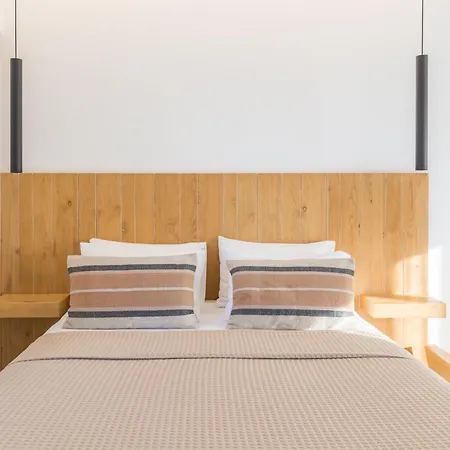 Sundunes Naxos *